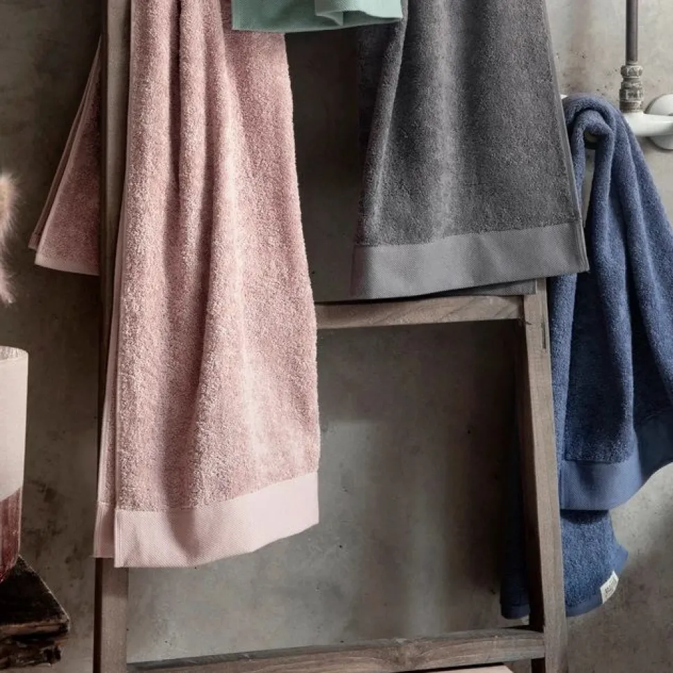 100% Recycled Cotton Hand Towel by Walra 60x110cm