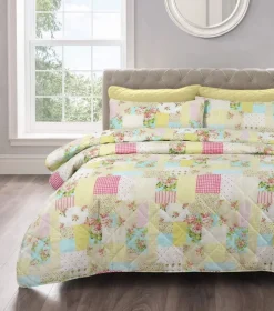 Candice Floral Patchwork Bedspread Set by Velosso