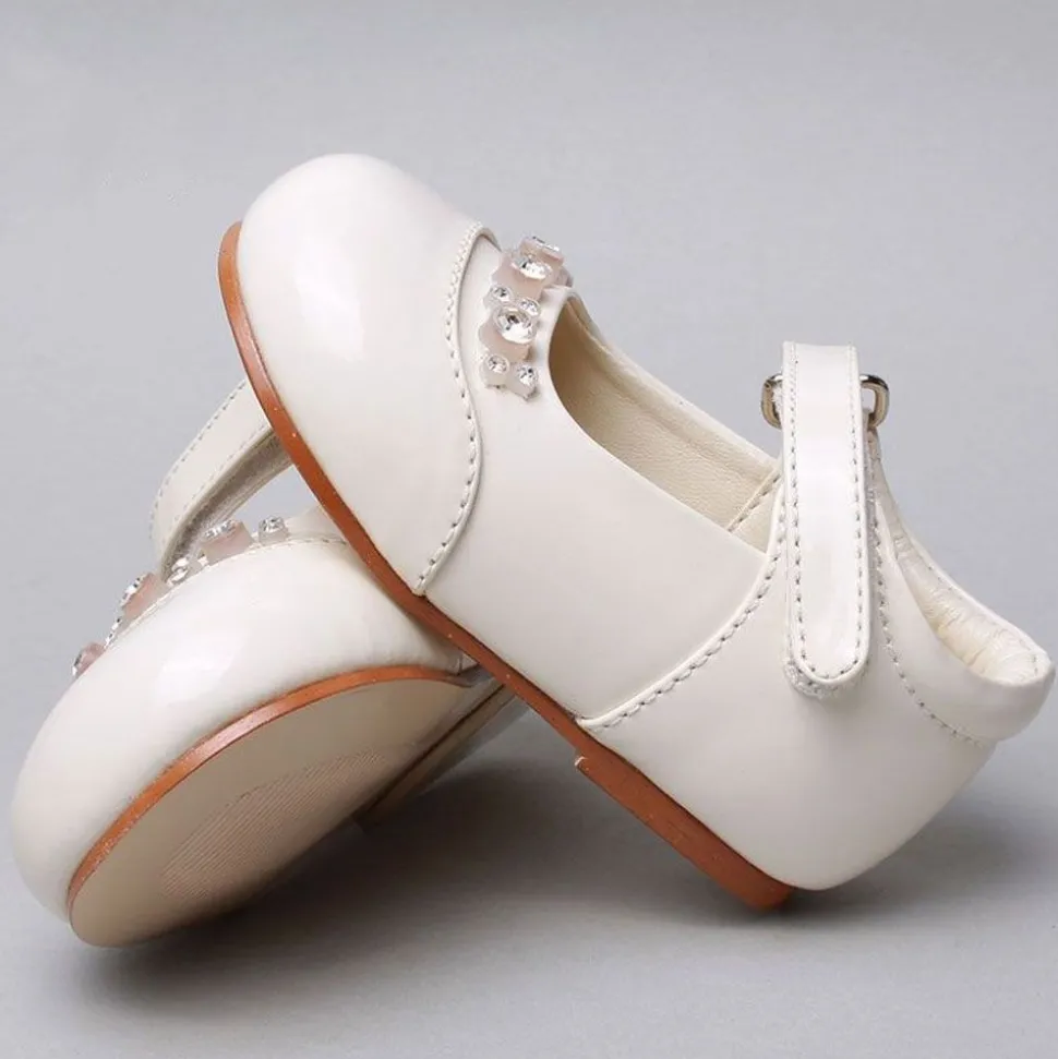 Diamond Cream Patent Shoes