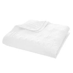 Folkstone Bedspread White by Catherine Lansfield-Bedspread