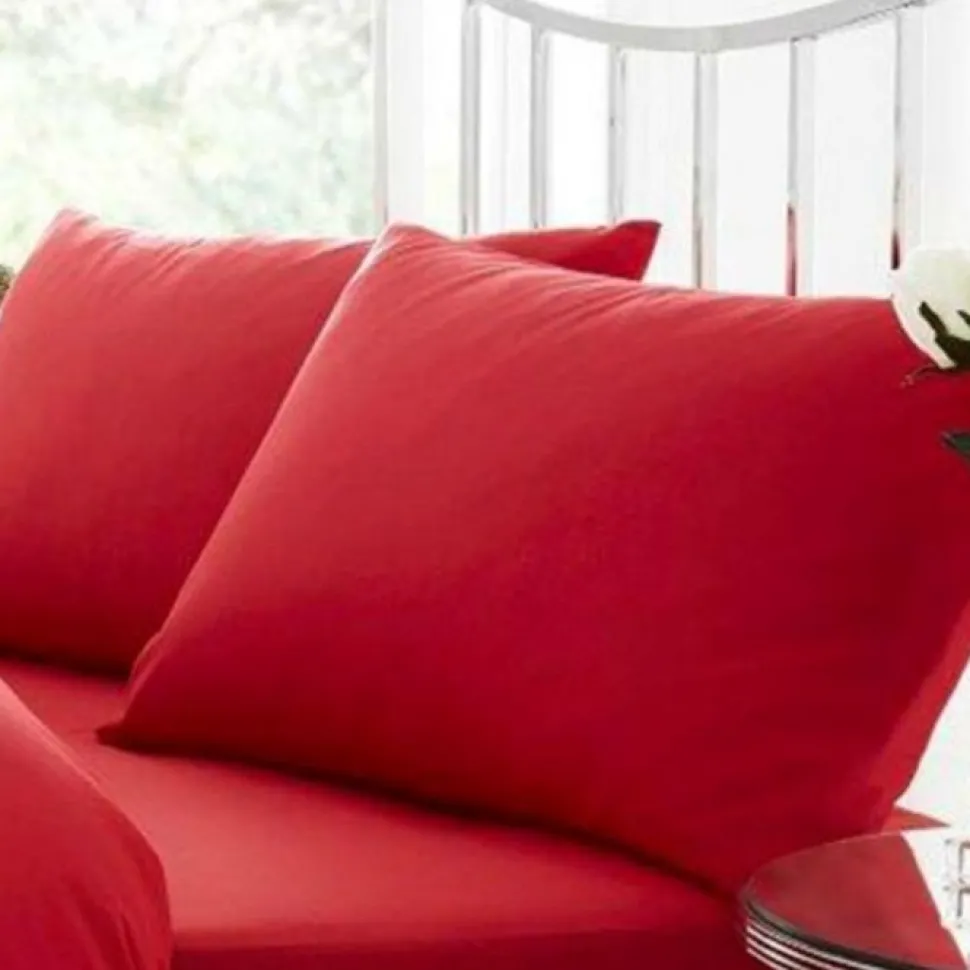 Percale Pillowcase Pair Red by Gaveno Cavailia